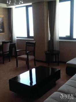 Vienna Hotel Sh Fengxian Nanqiao Jinhai Road Shanghai Eksteriør billede
